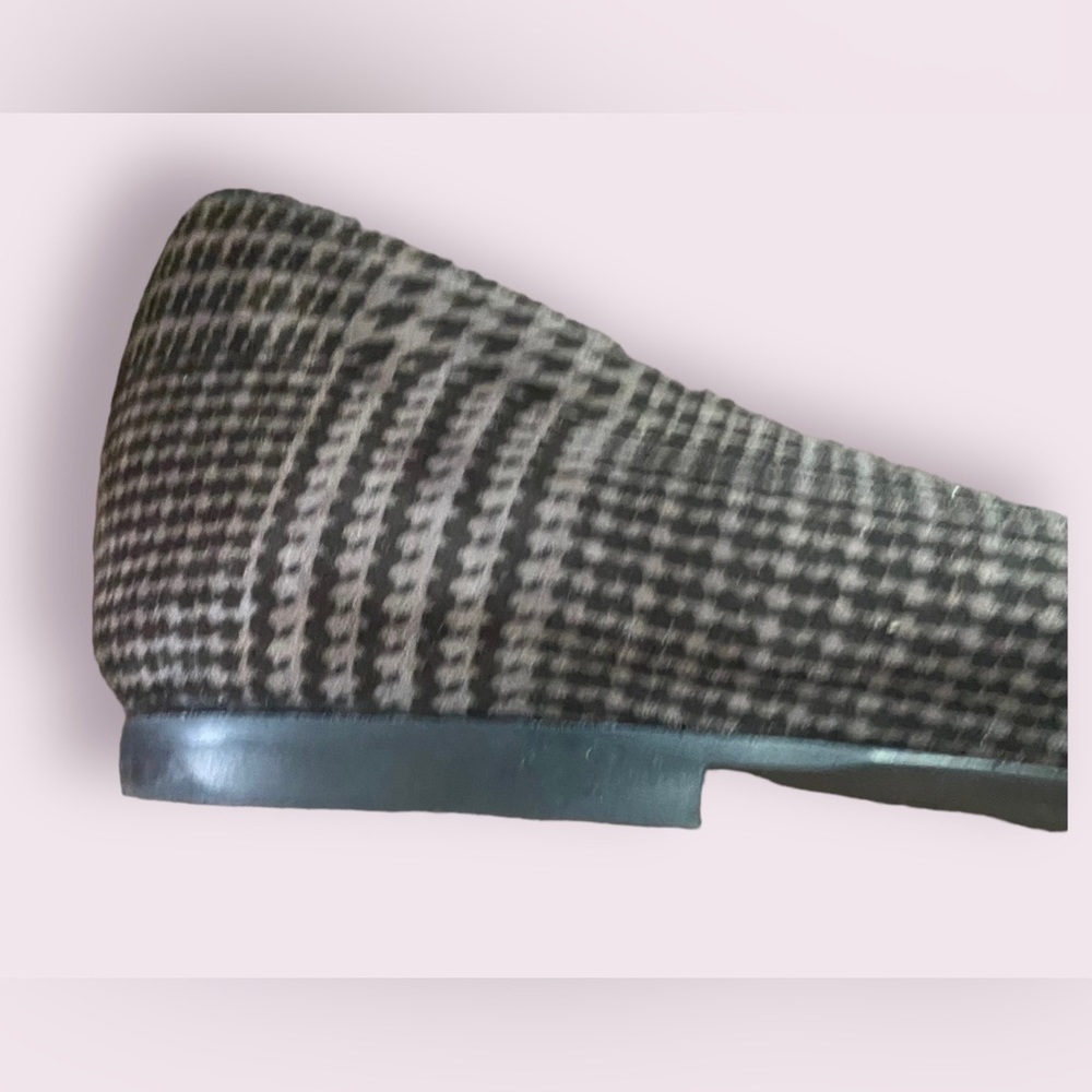 Stuart Weitzman Houndstooth Flats - Size 9m - image 4
